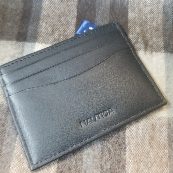 NAUTICA New Men's Black Leather 6 Slot Card Holder - Picture 1 of 3